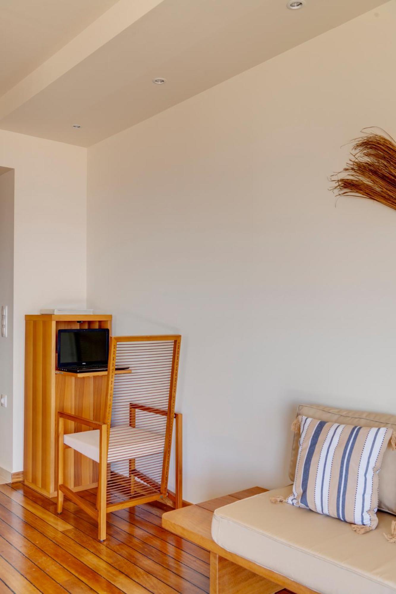 Lalari Beach Suites Vári المظهر الخارجي الصورة
