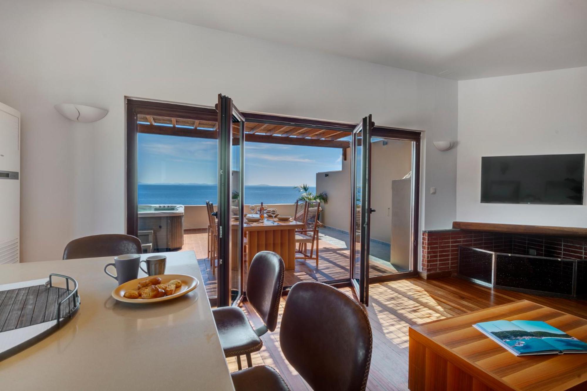 Lalari Beach Suites Vári المظهر الخارجي الصورة