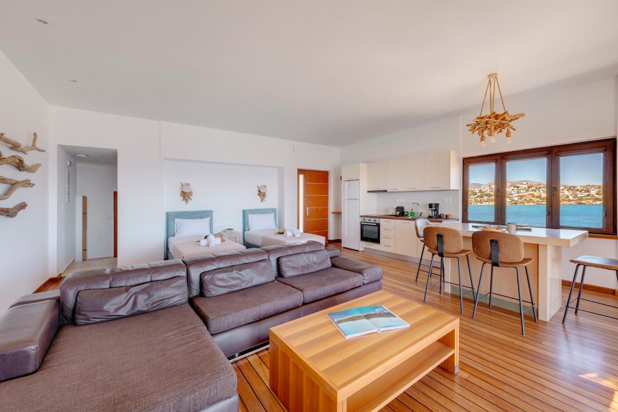 Lalari Beach Suites Vári المظهر الخارجي الصورة