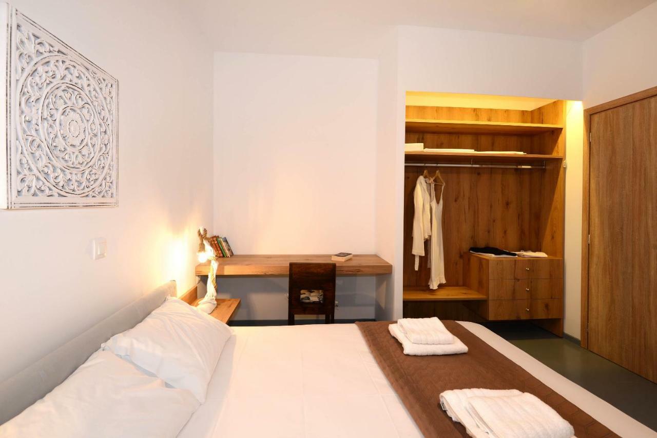 Lalari Beach Suites Vári المظهر الخارجي الصورة