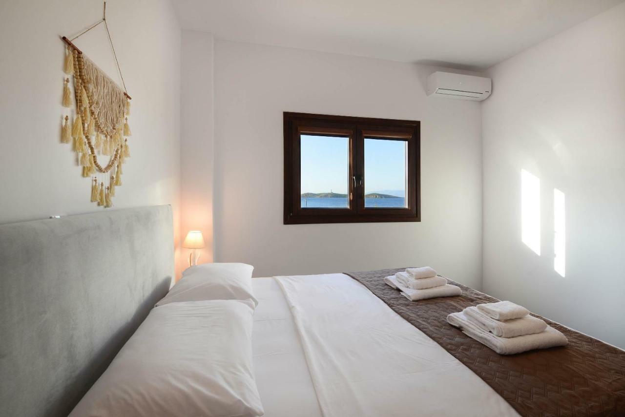Lalari Beach Suites Vári المظهر الخارجي الصورة