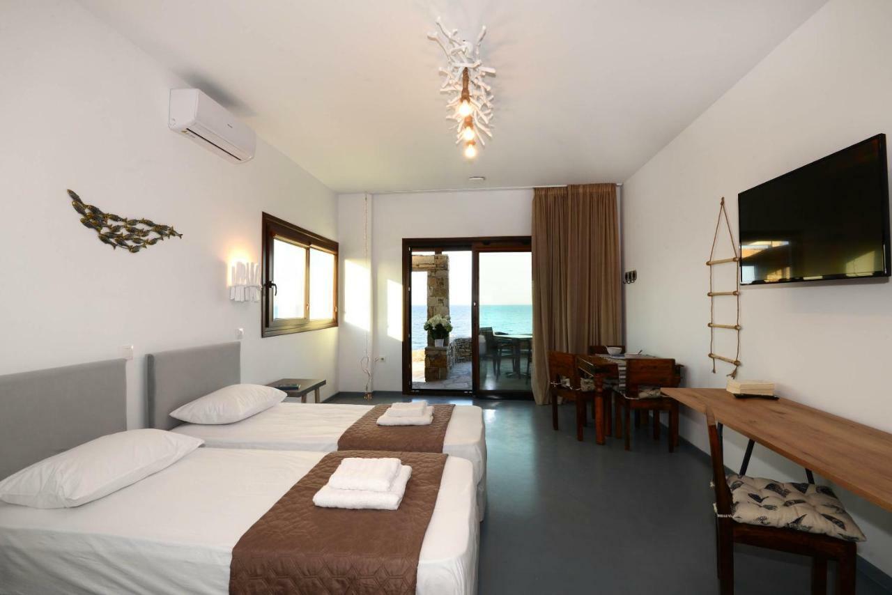Lalari Beach Suites Vári المظهر الخارجي الصورة
