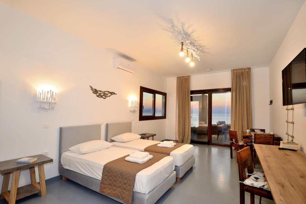 Lalari Beach Suites Vári المظهر الخارجي الصورة